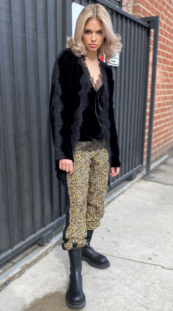 Ava Leopard Jog Pant Olive Oil