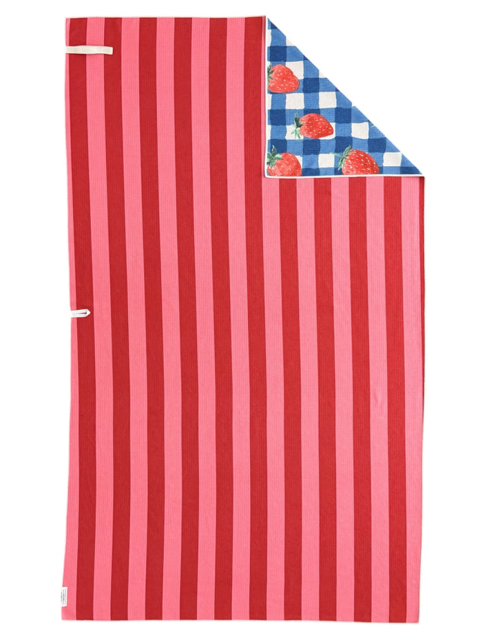 Berry Sweet Picnic Pool Towel: Reversible