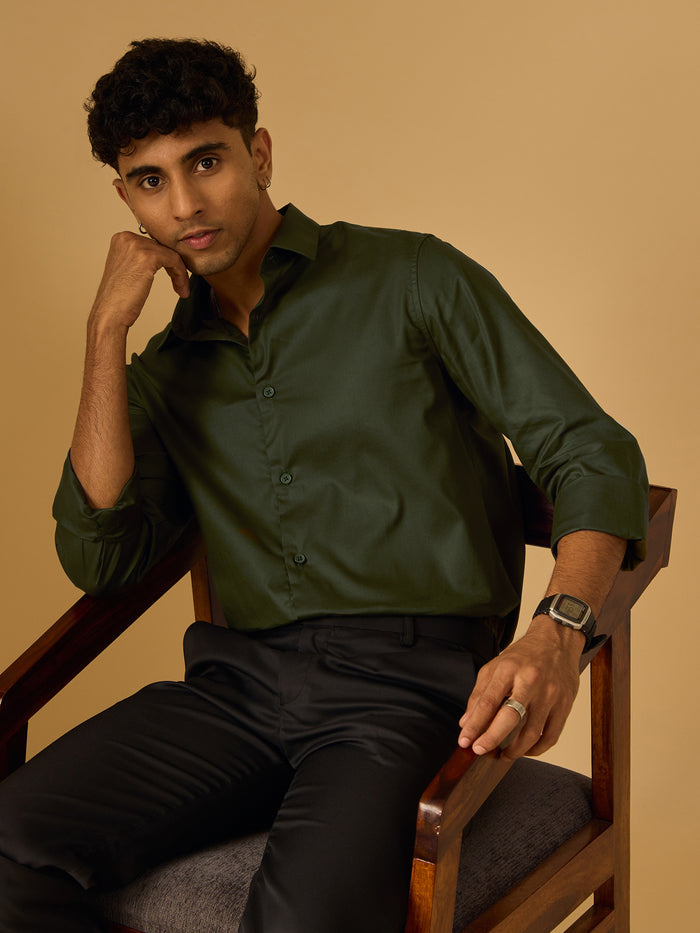 Calanthe -  Giza Cotton Slim Fit Shirt  - Army Green