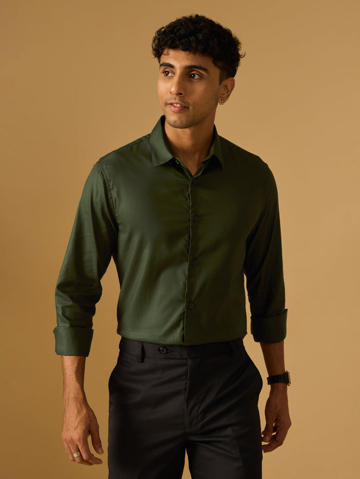 Calanthe -  Giza Cotton Slim Fit Shirt  - Army Green