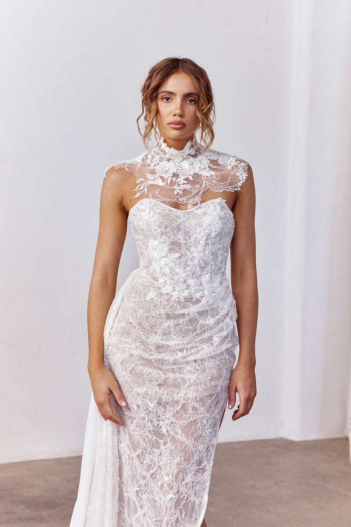 Lace Bridal Neckpiece paired with strapless wedding dress