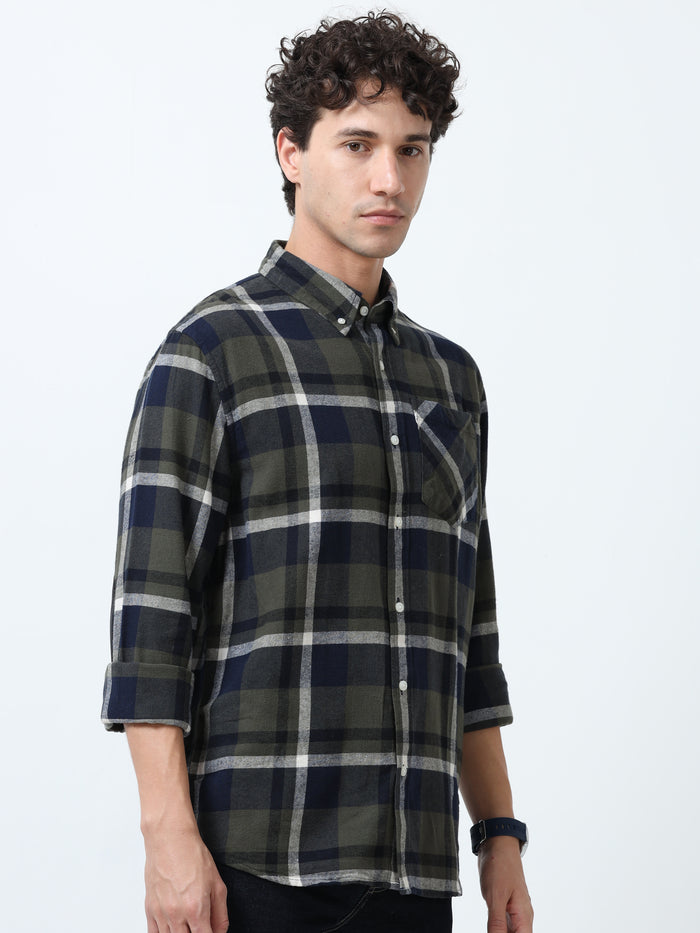 fullsleev checkered shirt in regular fit made from soft brushed fabric
fullsleeve shirts for men
regular fit shirt for men