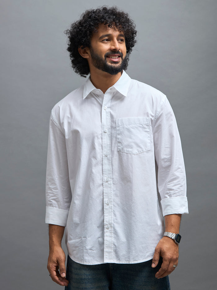 men's white full sleeve solid shirt with premium quality cotton
Men's outfit for every occassion