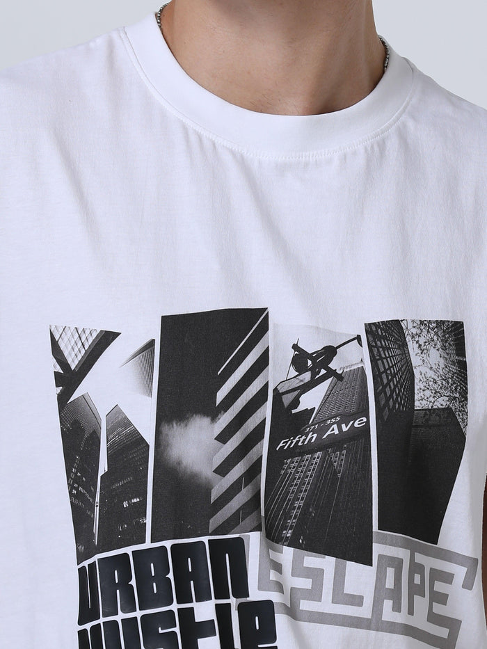 Sleevless printed t-shirt ,perfect for casual wears
sleevless t-shirt for men
