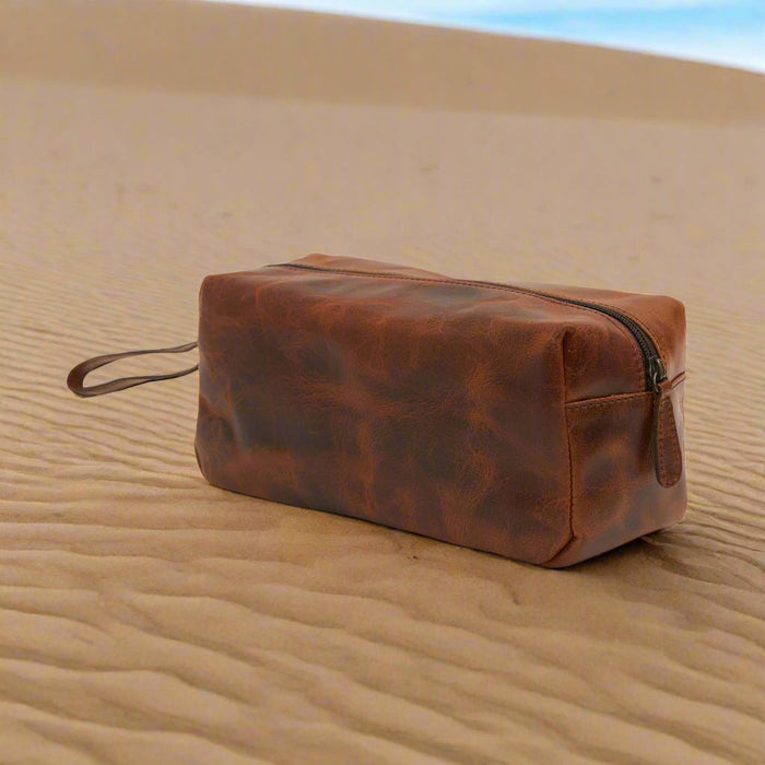 men's Basic Cosmetic Leather Bag - Tan