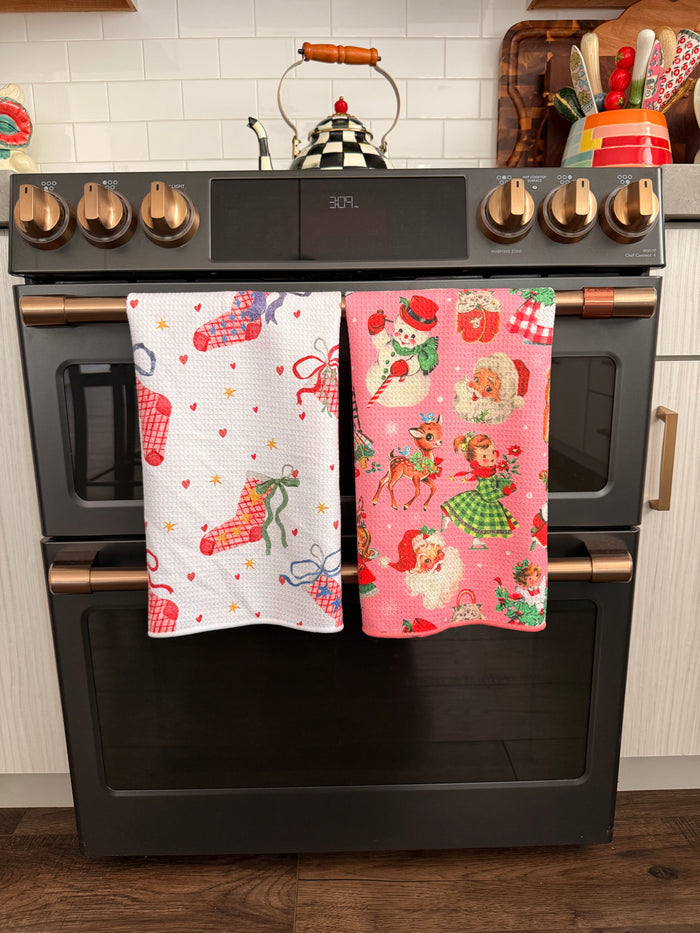 Grandmas Mantel: Double-Sided Hand Towel
