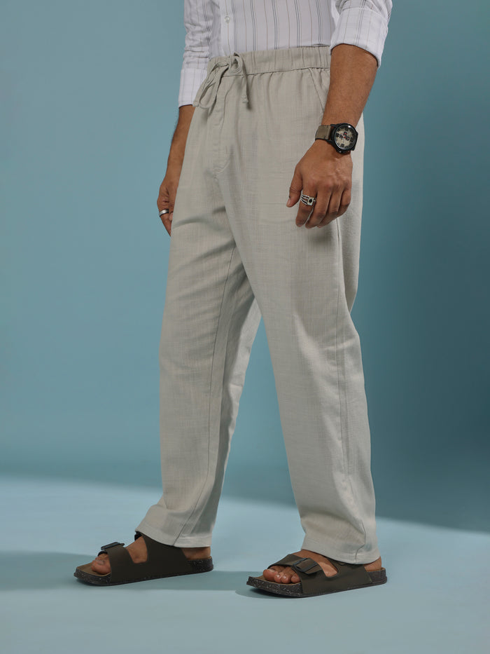 men's light grey loose fit linen joggers with an elastic waistband
joggers for men
loose fit joggers for men