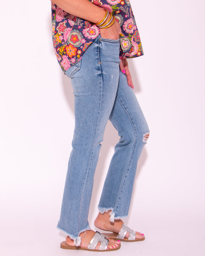 Happi High Rise Super Fray Crop Flare