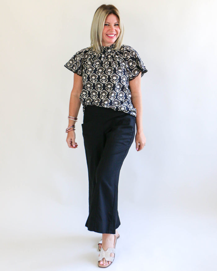 Ivy Jane | Block and Flutter Top in Black