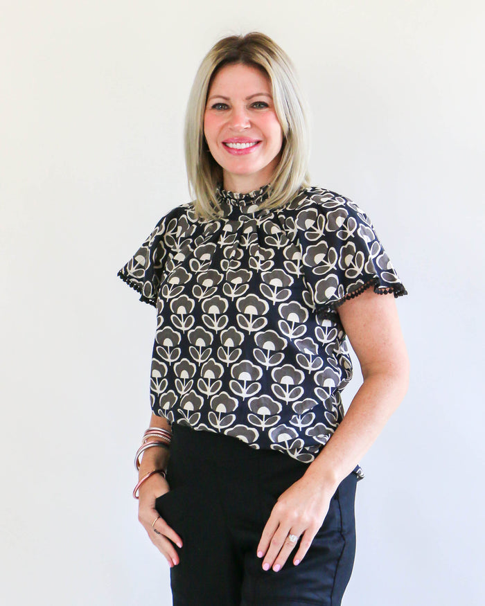 Ivy Jane | Block and Flutter Top in Black