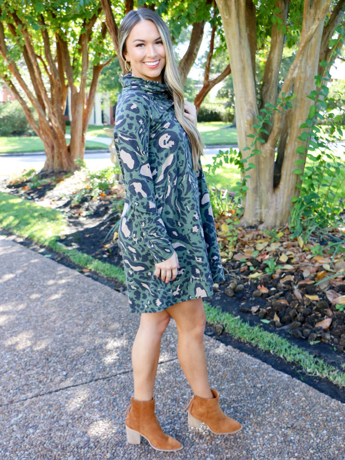 Ivy Jane | Irresistible Moments Leopard Dress