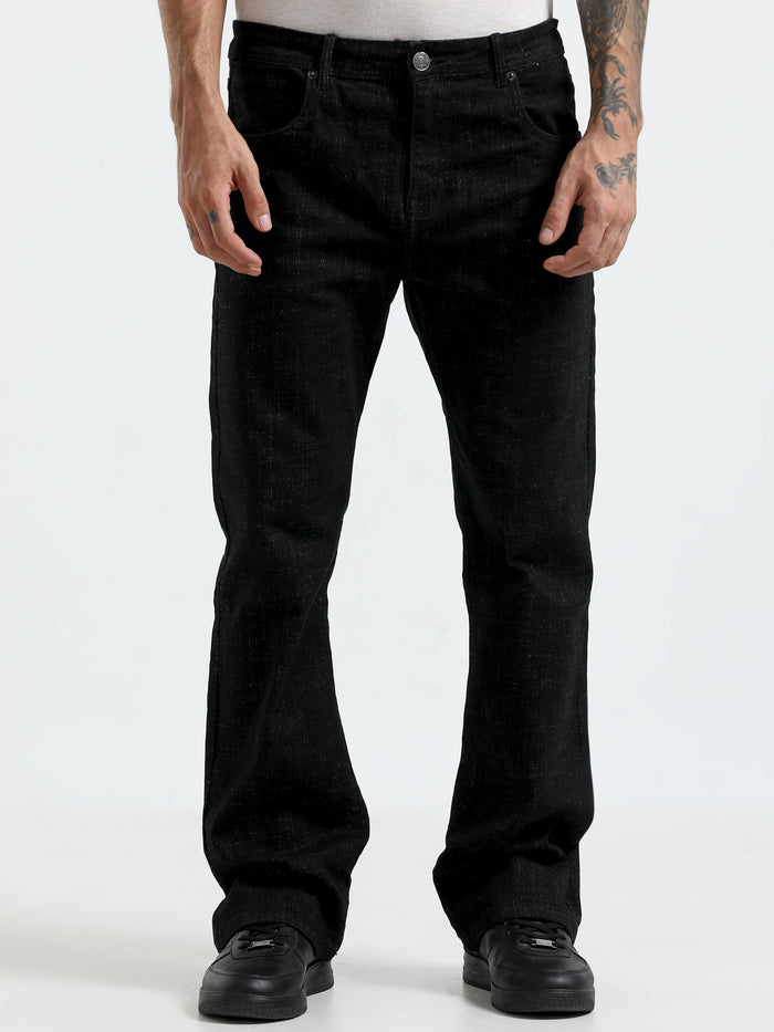 classic clean jeans with light fade and a boot cut fit
bootcut fit jeans for men
light fade jean for men
