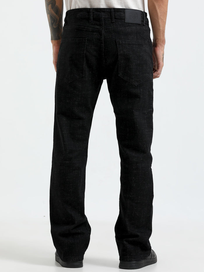 classic clean jeans with light fade and a boot cut fit
bootcut fit jeans for men
light fade jean for men