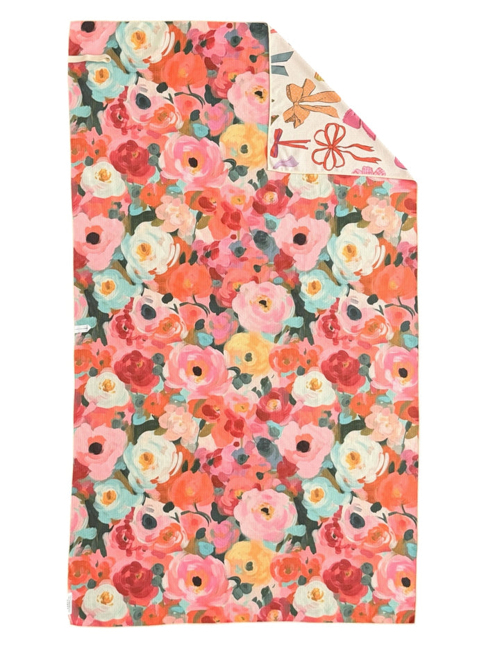 Kensley Pool Towel: Reversible