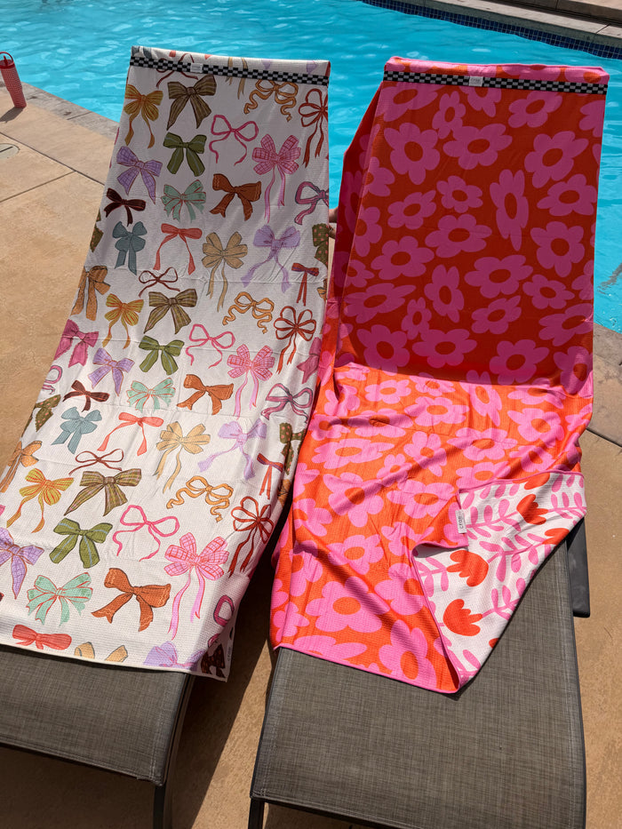 Kensley Pool Towel: Reversible