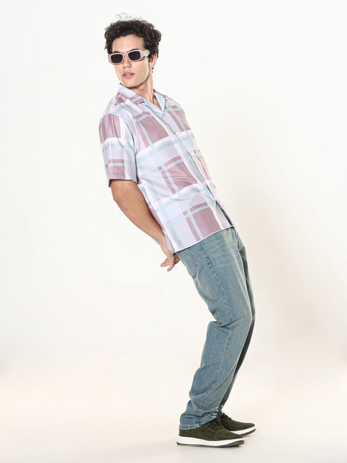 oversized checkered shirt made from lyrac fabric.
lyrac fabric shirts
oversized shirts for men