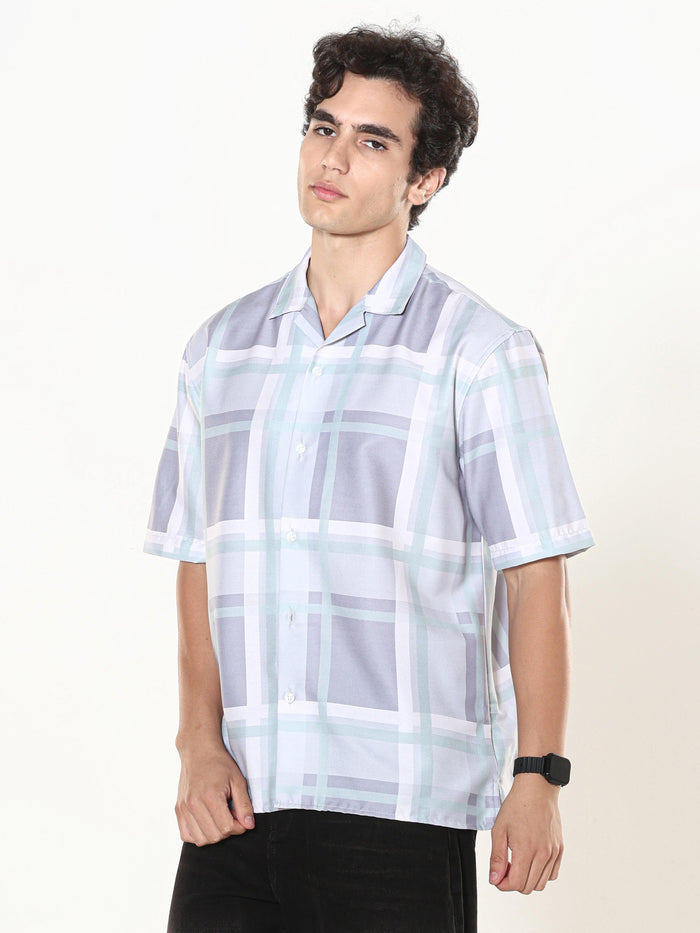 oversized checkered shirt made from lyrac fabric.
lyrac fabric shirts
oversized shirts for men