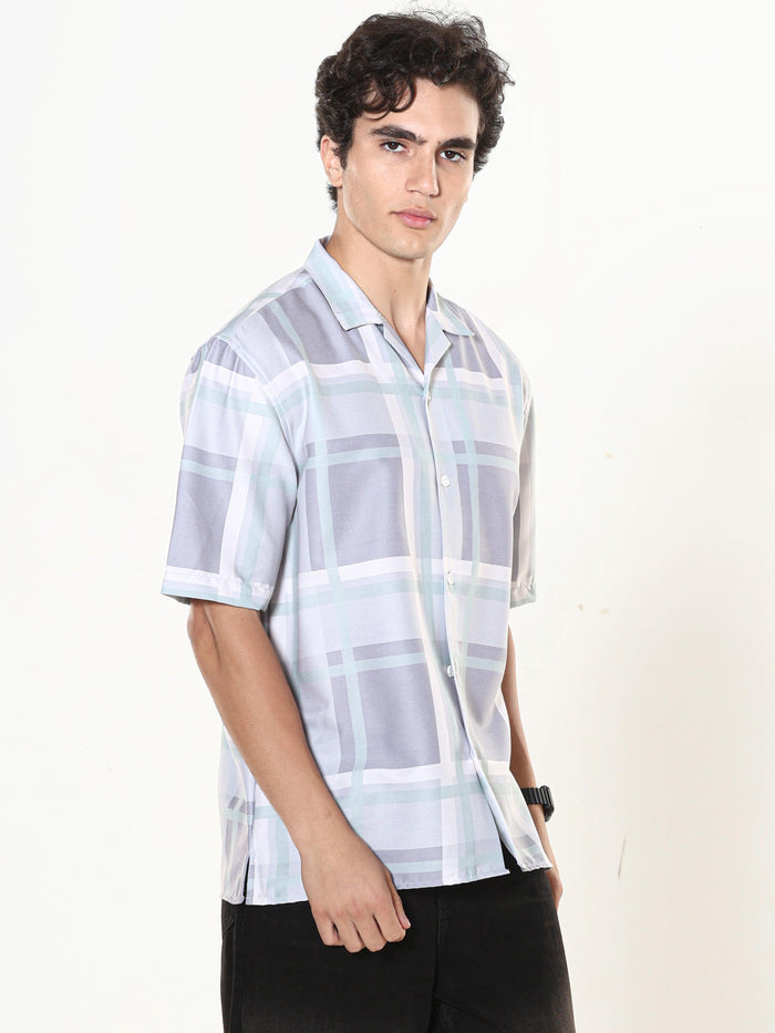 oversized checkered shirt made from lyrac fabric.
lyrac fabric shirts
oversized shirts for men