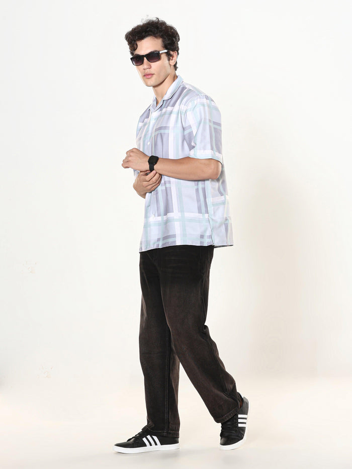 oversized checkered shirt made from lyrac fabric.
lyrac fabric shirts
oversized shirts for men