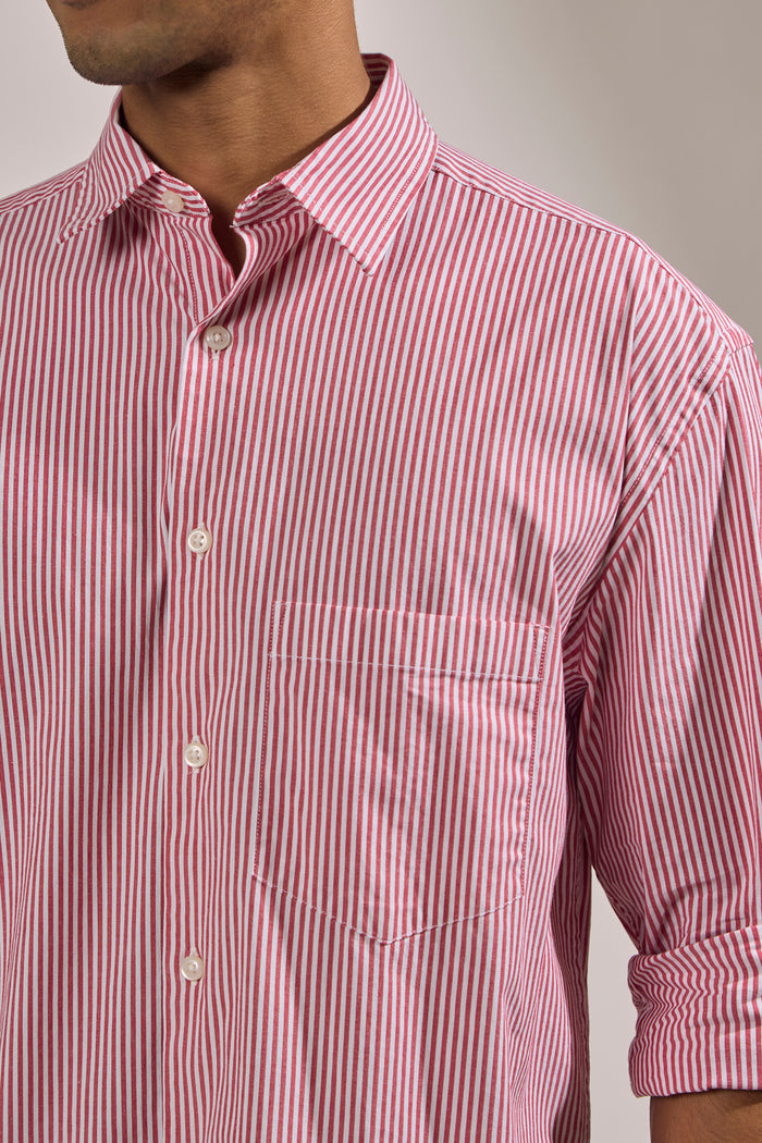 oversized stripped shirt with full sleeve and chest pocket made from 100% cotton.
pure cotton shirts for men
oversized shirts for men