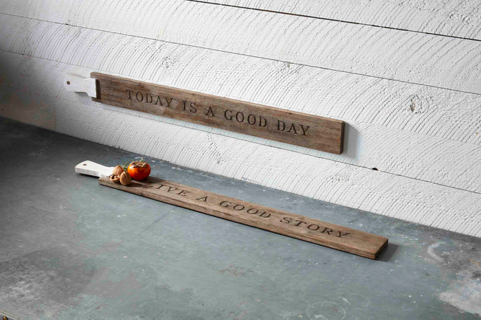 Live A Good Story Sentiment Board