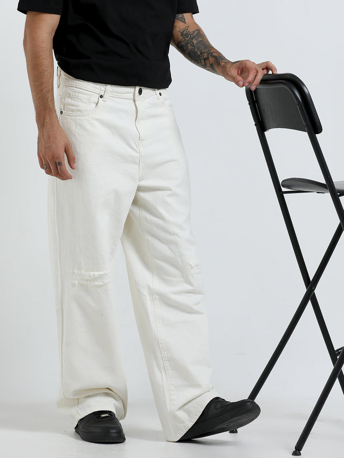 loose fit jean with patches and distress
Loose fit pants for men
patched pants or men