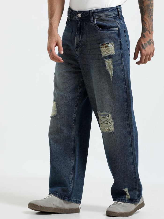 loose fit jean with patches and distress
Loose fit pants for men
patched pants or men