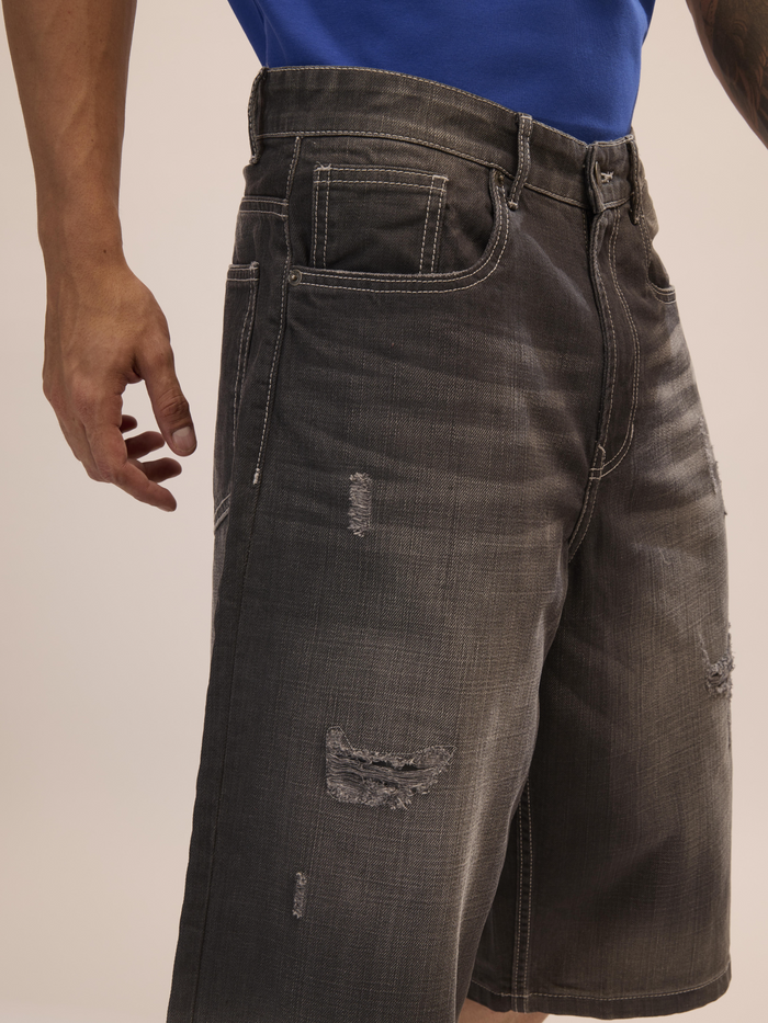 loose fit denim jorts perfect for  casual wears.
denim jorts for men
casual wear jorts for men