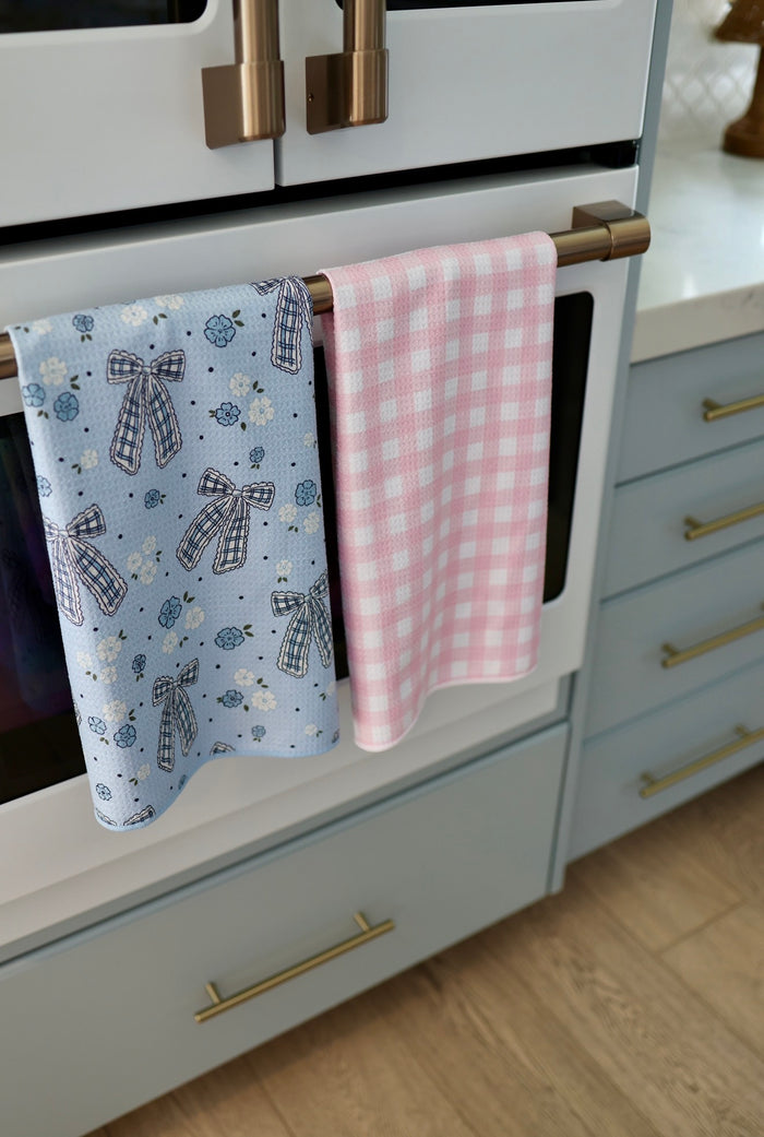 Powder Fresh Ribbon: Double-Sided Hand Towel