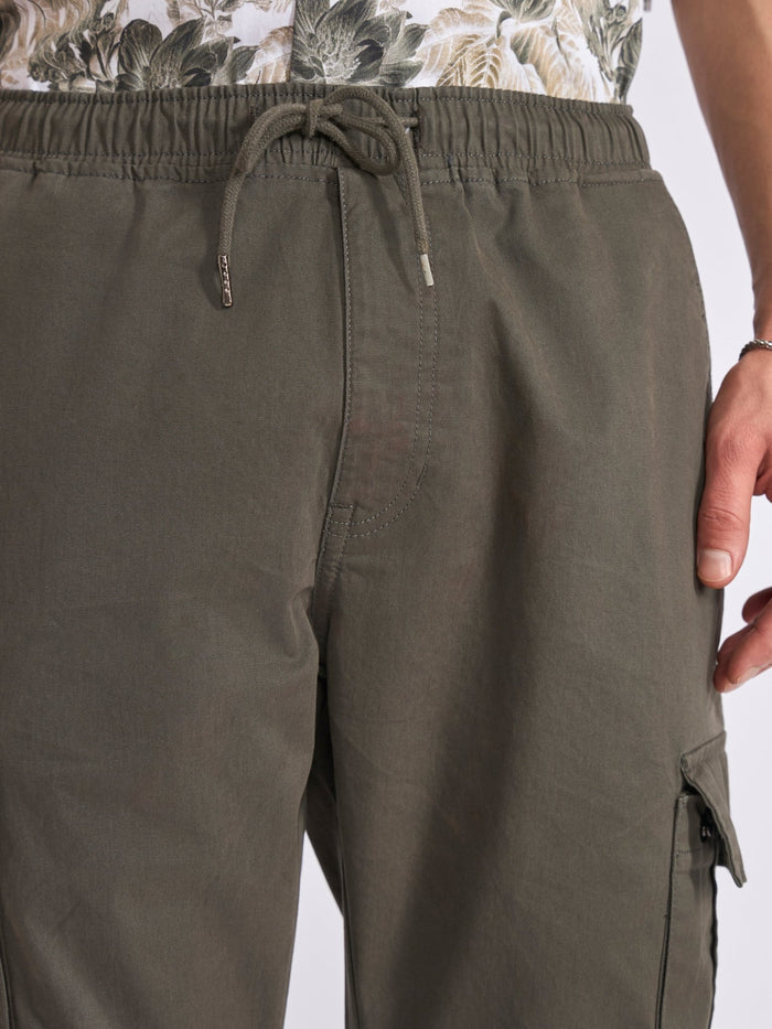 Men's jogger pant in olive green with elasticated drawstring