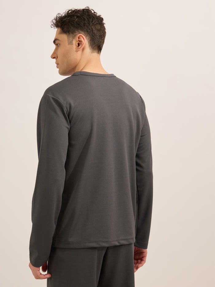 men's relaxed tshirt in gray