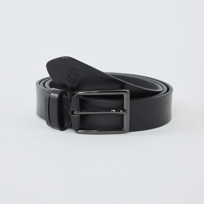 textured belt made from geniune leather
leather belt for men
textured belt for men