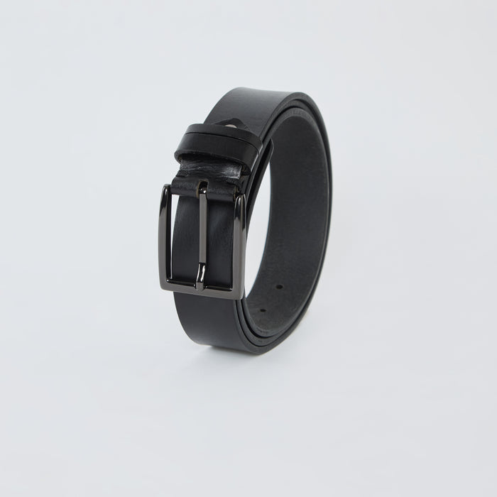 textured belt made from geniune leather
leather belt for men
textured belt for men