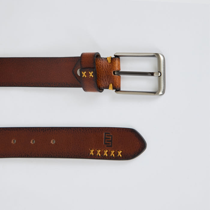 textured tan brown belt made from geniune leather
leather belt for men
textured belt for men