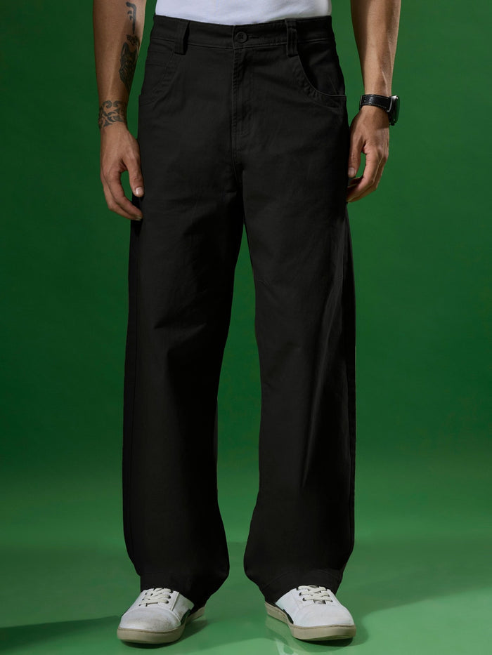 Men's Super Baggy Cargo Pant in 
black