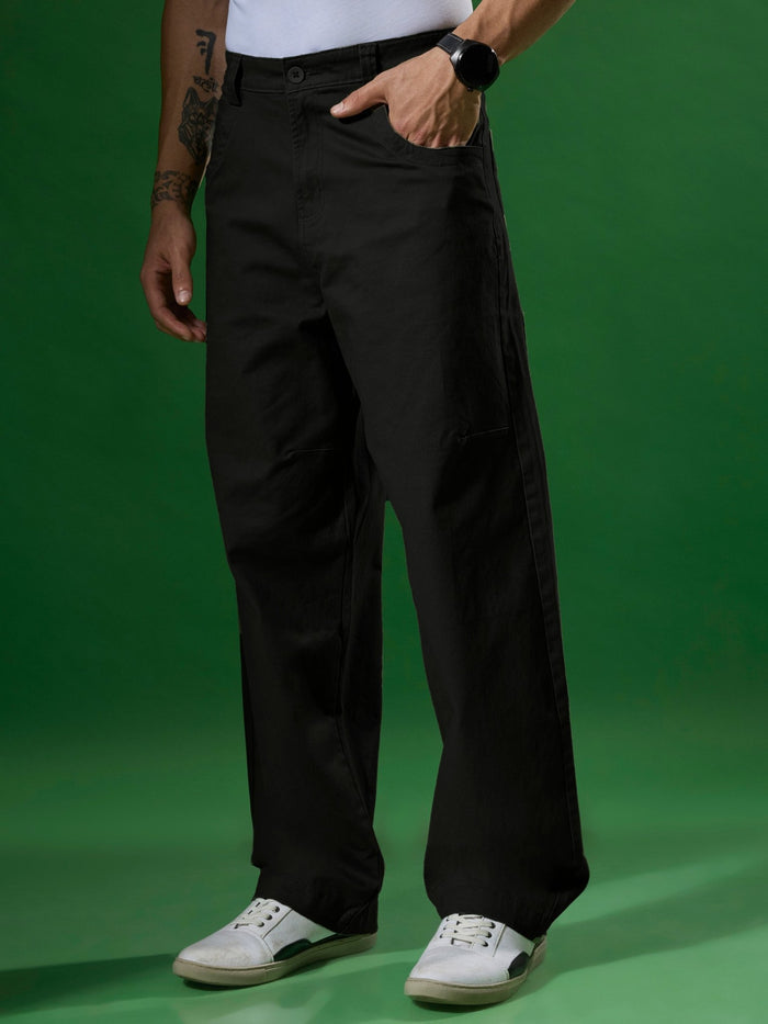 Men's Super Baggy Cargo Pant in 
black