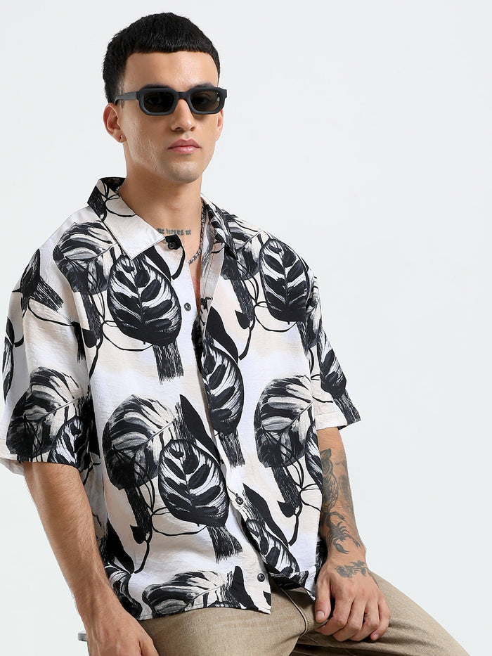 cropped baggy fit shirt with casual print
cropped shirts for men
baggy shirts for men