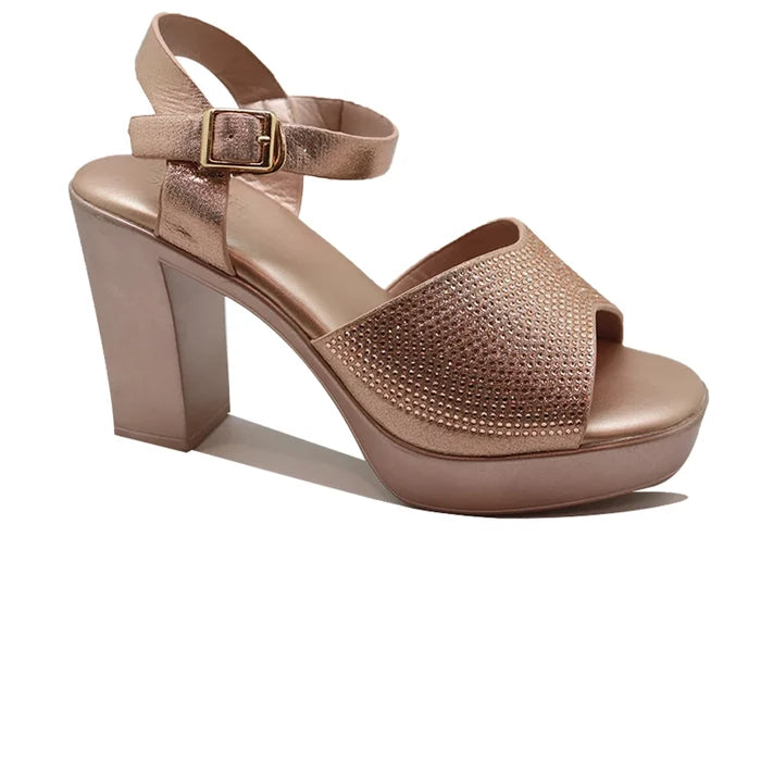 buy the women's shoes online in pakistan