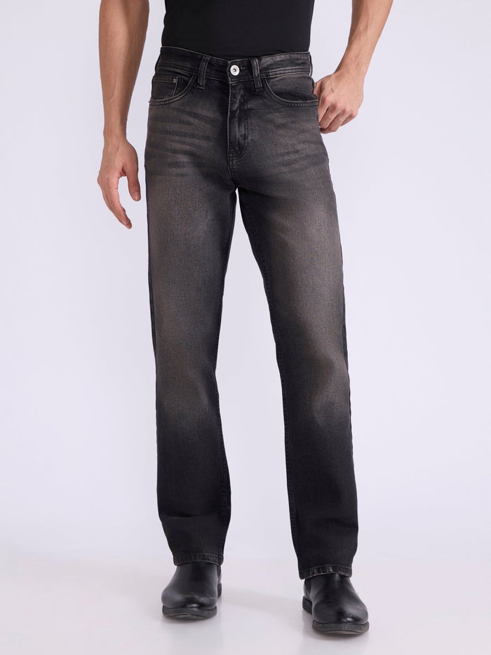Yulia - Straight Fit Jeans - Black Shade